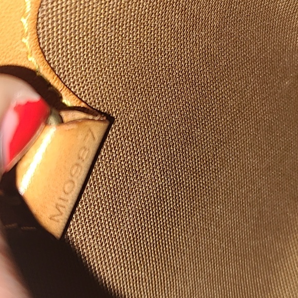 Louis Vuitton Ellipse PM - Picture 8 of 10